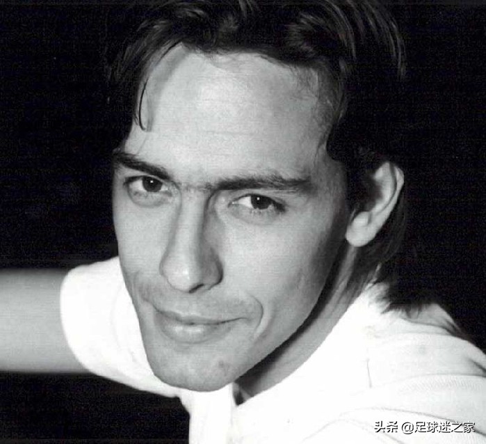 帅哥足球历史排行榜_帅哥足球历史球星_足球历史第一帅哥