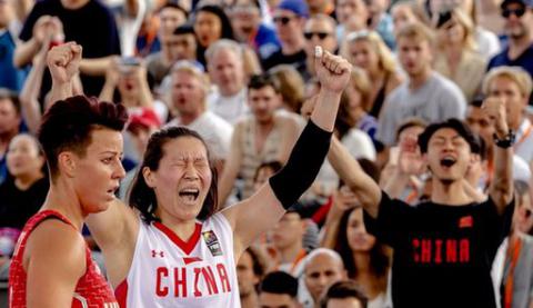 篮球世界冠军是哪个国家_世界冠军篮球人员_中国世界篮球冠军简介是谁