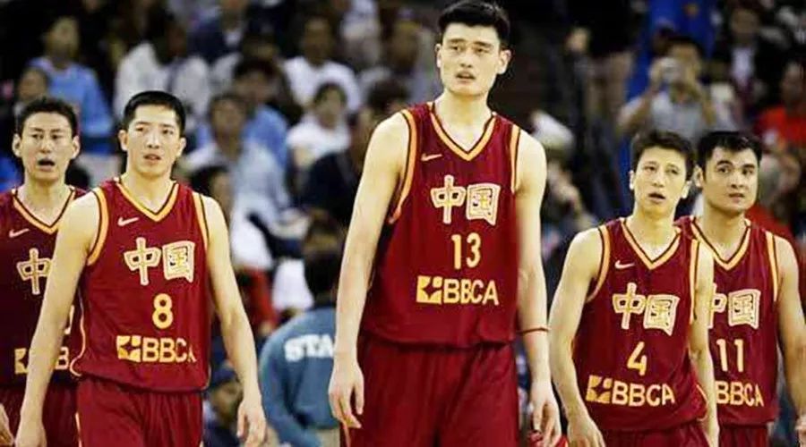 篮球历史最差阵容是谁_nba球队历史阵容排名_篮球历史最强阵容