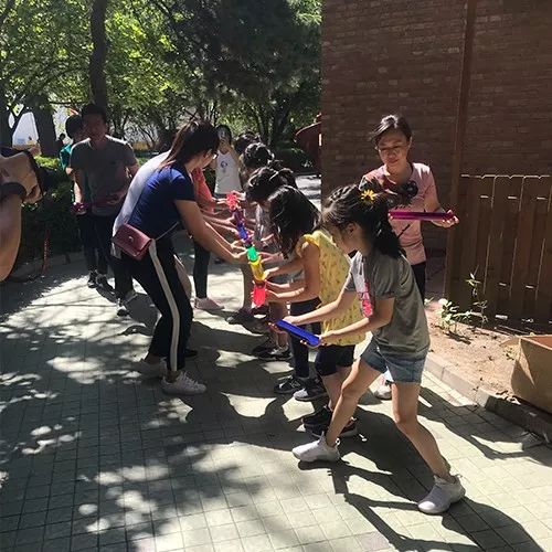 足球规则图解-图解教程大全_足球运动项目比赛规则图片_足球规则示意图