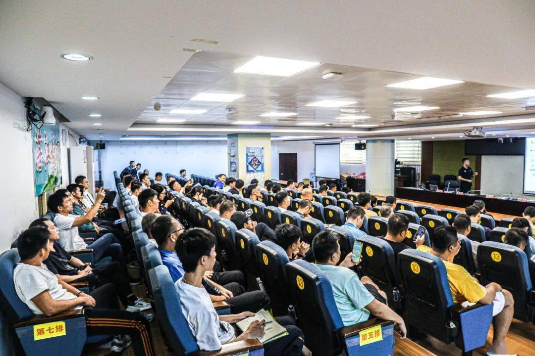 篮球裁判closedown_裁判篮球联赛规则街球是几号球_篮球联赛街球裁判规则是什么