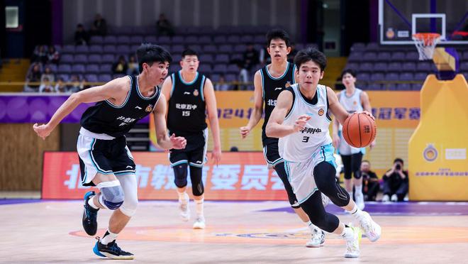 灰太狼篮球赛冠军_灰狼篮球俱乐部_狼队冠军