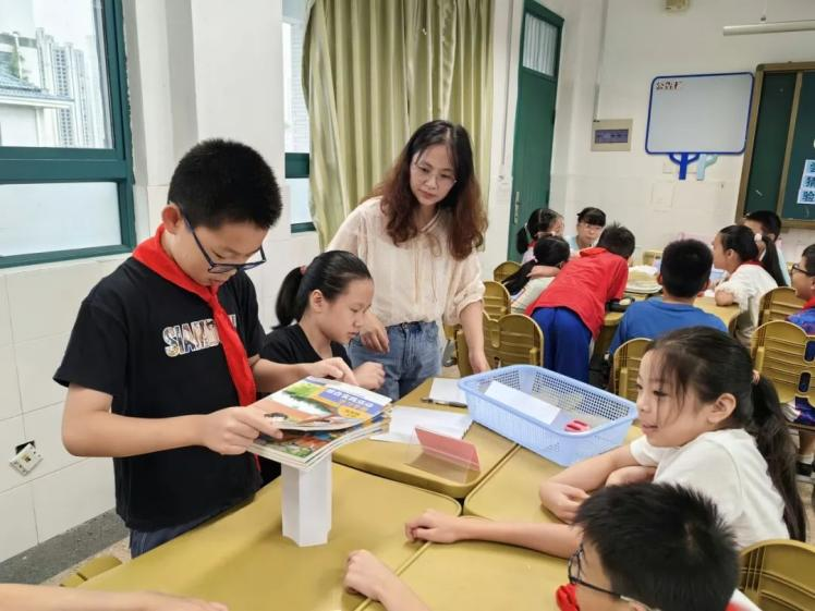 太空生活趣事多课例亮点_太空趣事多课堂实录获奖_太空生活趣事多优质课