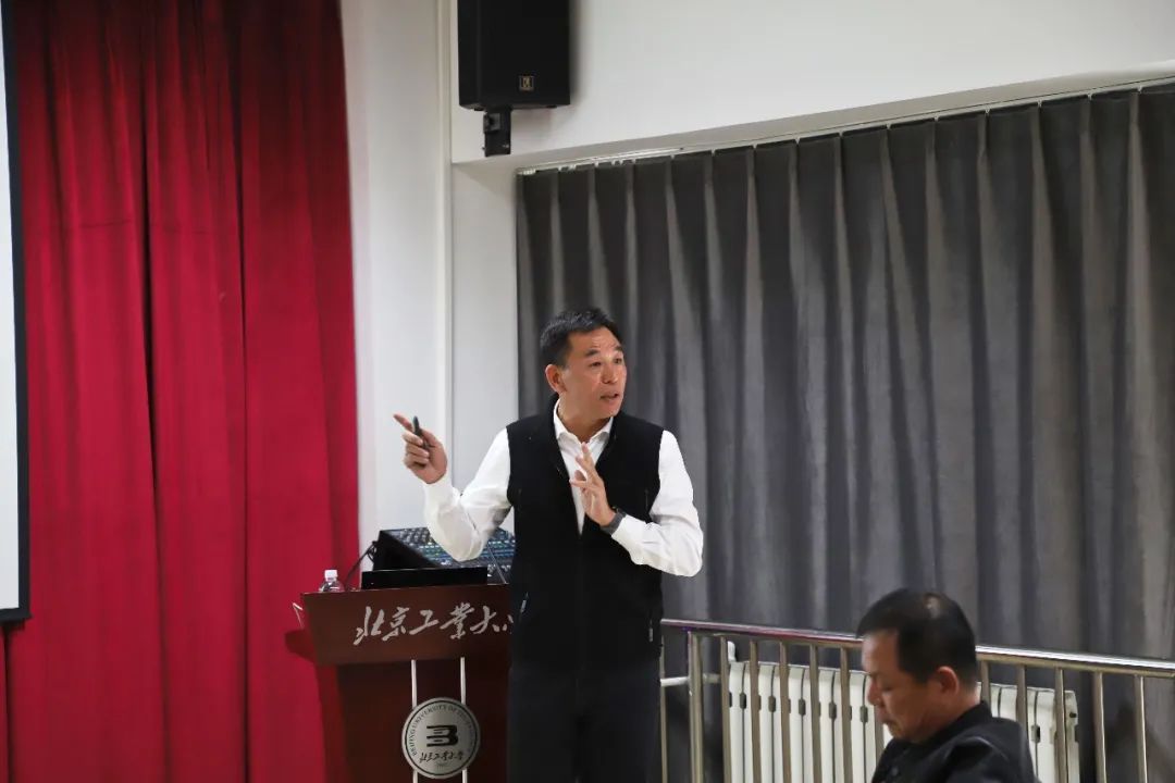 赞扬游泳话冠军的句子_赞扬游泳话冠军的词语_赞扬游泳冠军的话