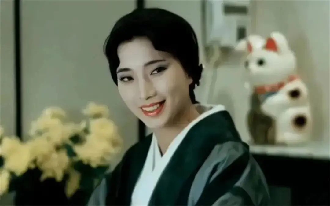 举重运动员龙玉玲_举重冠军玉玲_举重运动员玉玲珑