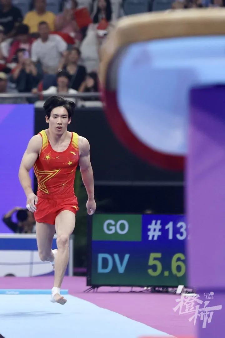 中国游泳亚运会男子全能冠军_奥运游泳女子全能冠军是谁_游泳全能比赛的规则